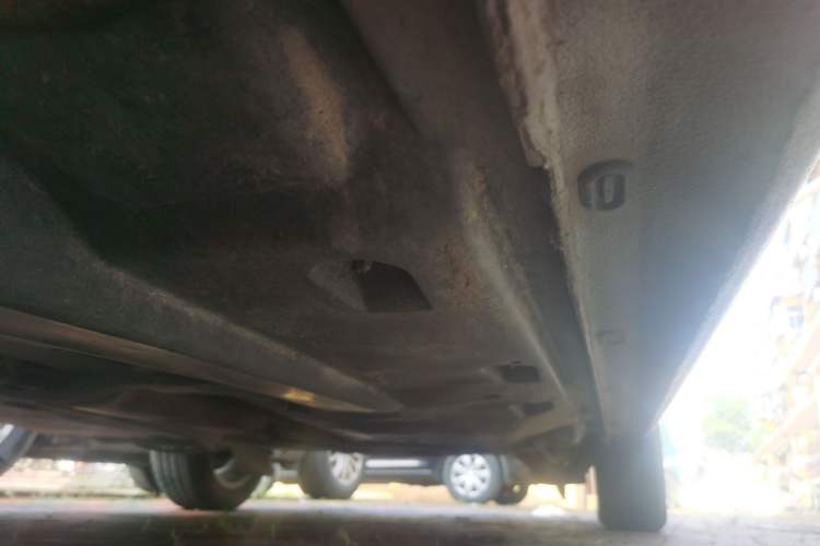 Used Volkswagen Jetta 2015 1.4L Manual Comfort Model Chassis Front Left