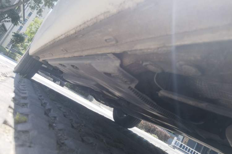 Used Volkswagen Jetta 2015 1.6L Manual Comfort Model Chassis Rear Left