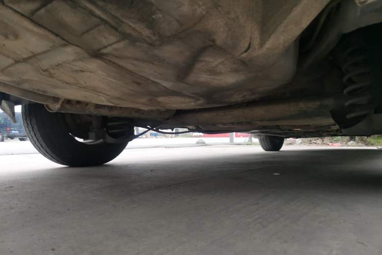 Used Volkswagen Jetta 2015 1.4L Manual Fashion Model Chassis Rear Right