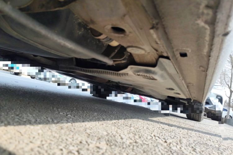 Used Volkswagen Jetta 2015 1.6L Manual Fashion Edition Chassis Rear Right