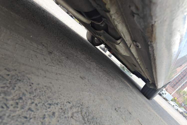 Used Volkswagen Jetta 2015 1.6L Manual Comfort Model Chassis Rear Right