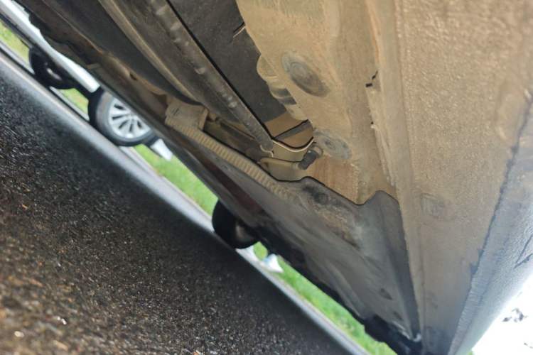 Used Volkswagen Jetta 2015 1.4L Manual Comfort Model Chassis Rear Right