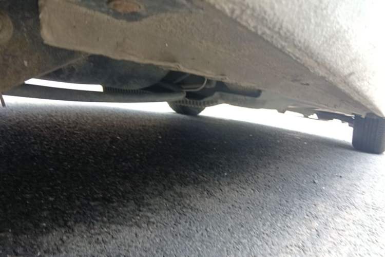 Used Volkswagen Jetta 2015 1.6L Manual Comfort Model Chassis Rear Right