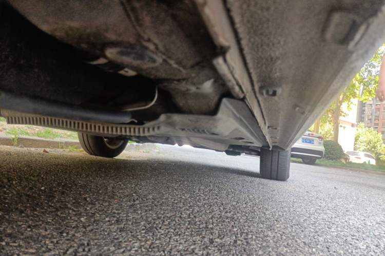 Used Volkswagen Jetta 2015 1.6L Manual Comfort Model Chassis Rear Right
