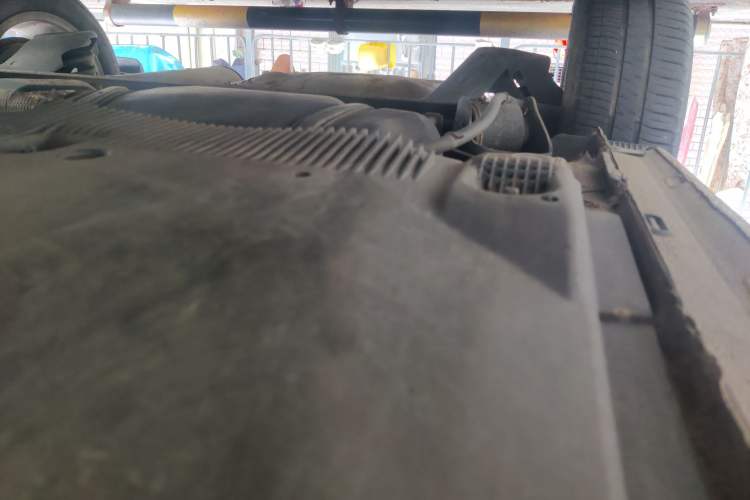 Used Volkswagen Jetta 2015 1.6L Manual Comfort Model Chassis Rear Right