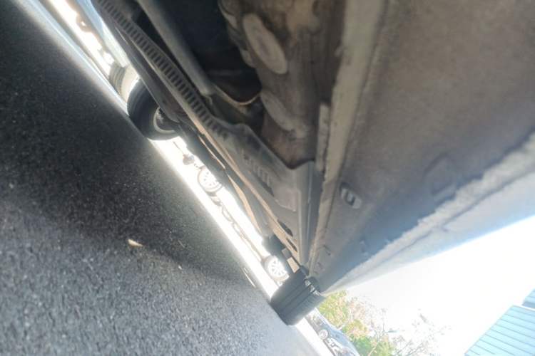 Used Volkswagen Jetta 2015 1.6L Manual Comfort Model Chassis Rear Right