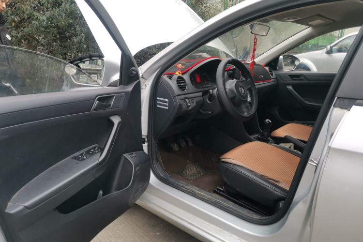 Used Volkswagen Jetta 2015 1.4L Manual Fashion Model Driver Seat