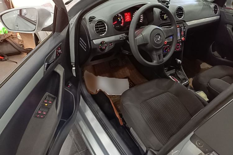 Used Volkswagen Jetta 2015 1.6L Automatic Comfort Model Driver Seat