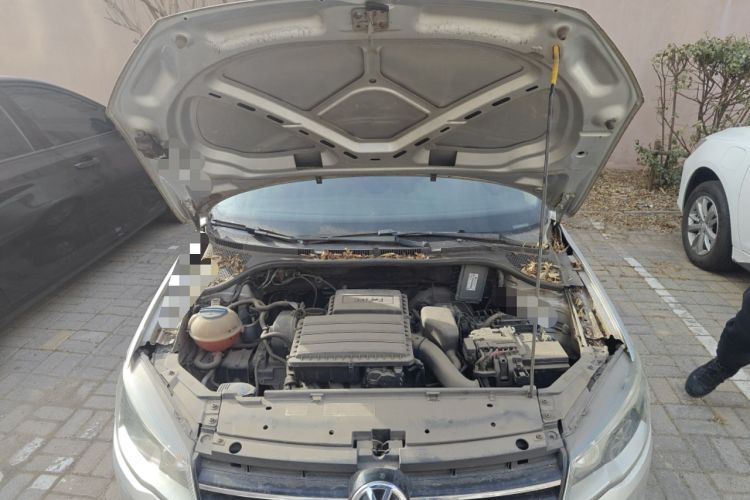 Used Volkswagen Jetta 2015 Value Edition 1.6L Automatic Comfort Version Engine Bay