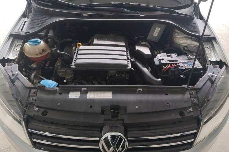 Used Volkswagen Jetta 2015 1.6L Automatic Comfort Model Engine Bay