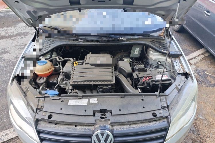 Used Volkswagen Jetta 2015 Value Edition 1.6L Manual Fashionable Style Engine Bay