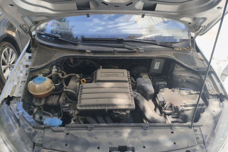 Used Volkswagen Jetta 2015 Value Edition 1.6L Manual Fashionable Style Engine Bay