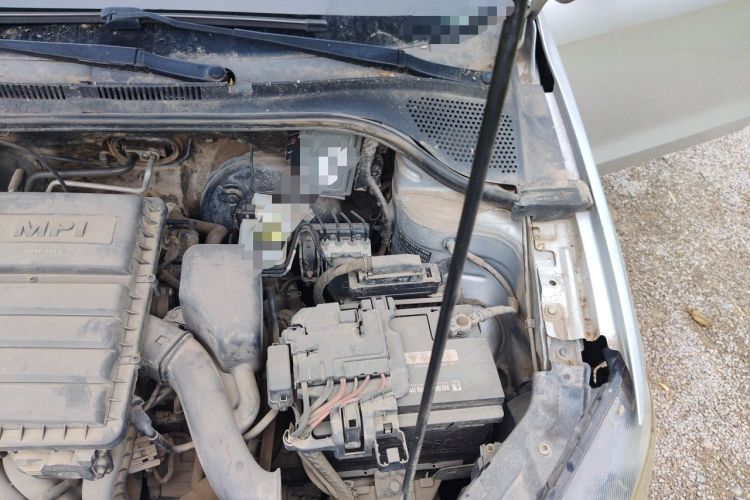 Used Volkswagen Jetta 2015 1.6L Automatic Comfort Model Engine Bay Left
