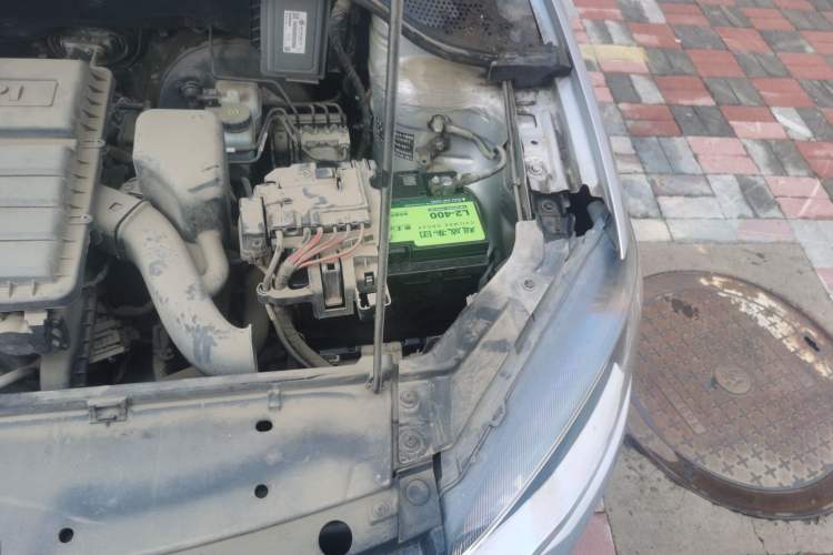 Used Volkswagen Jetta 2015 1.4L Manual Comfort Model Engine Bay Left