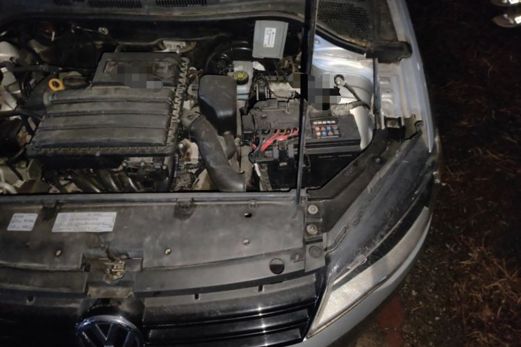 Used Volkswagen Jetta 2015 Zhuihui Edition 1.4L Manual Fashion Model Engine Bay Left