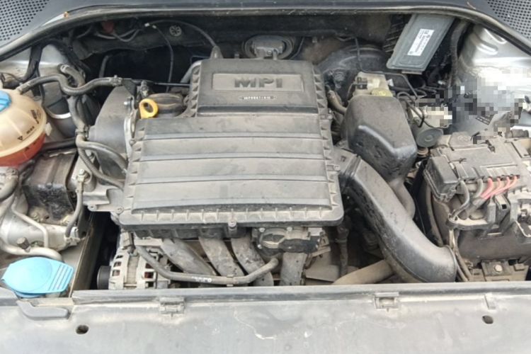 Used Volkswagen Jetta 2015 1.6L Manual Comfort Model Engine Bay