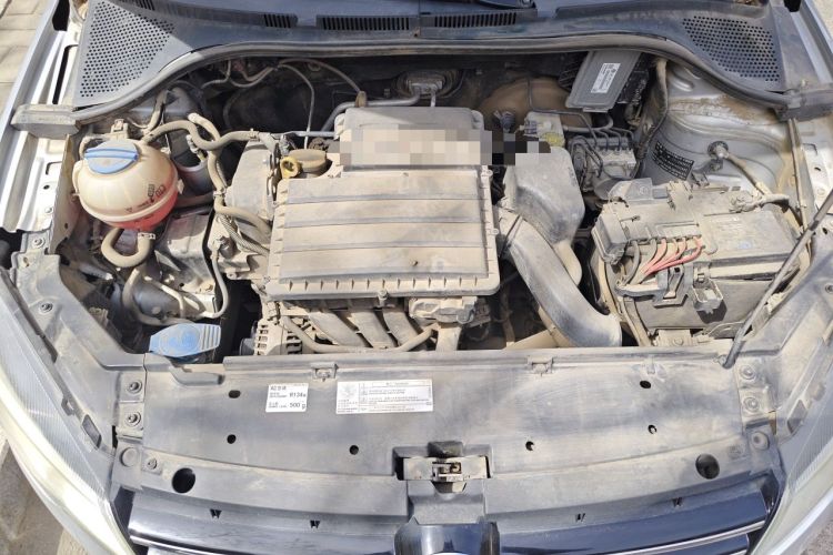 Used Volkswagen Jetta 2015 1.6L Manual Comfort Model Engine Bay