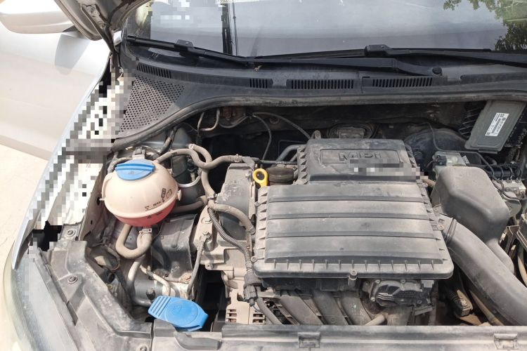 Used Volkswagen Jetta 2015 1.4L Manual Comfort Model Engine Bay Right