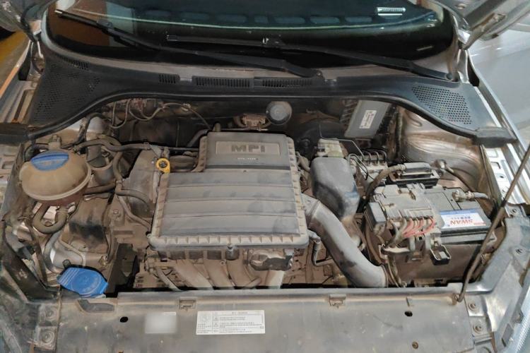 Used Volkswagen Jetta 2015 Value Edition 1.6L Automatic Fashion Version Engine Bay
