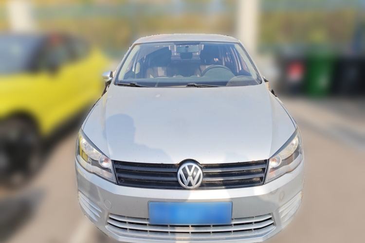 Used Volkswagen Jetta 2015 1.6L Automatic Fashion Model Exterior 1