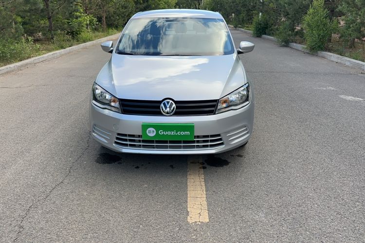 Used Volkswagen Jetta 2015 Value Edition 1.6L Manual Fashionable Style Exterior 1