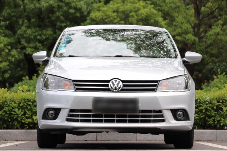 Used Volkswagen Jetta 2015 1.6L Automatic Comfort Model Exterior 2