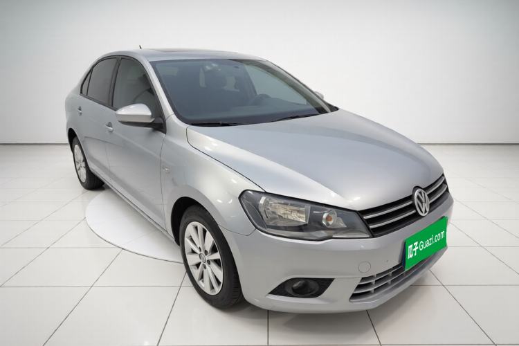 Used Volkswagen Jetta 2015 Value Edition 1.6L Automatic Comfort Version Exterior 2