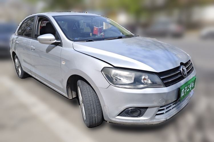 Used Volkswagen Jetta 2015 1.6L Manual Comfort Model Exterior 2