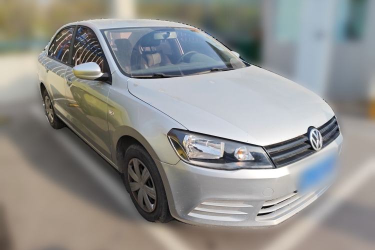 Used Volkswagen Jetta 2015 1.6L Automatic Fashion Model Exterior 2