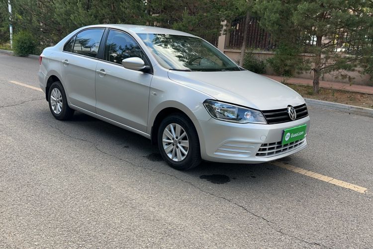 Used Volkswagen Jetta 2015 Value Edition 1.6L Manual Fashionable Style Exterior 2