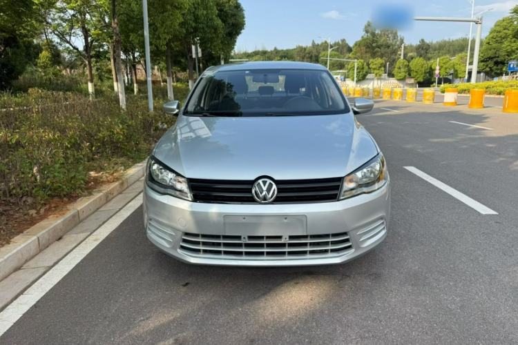Used Volkswagen Jetta 2015 Value Edition 1.6L Manual Fashionable Style Exterior 2