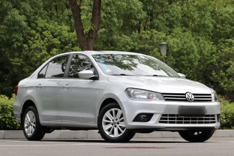 Used Volkswagen Jetta 2015 1.6L Automatic Comfort Model Exterior 4