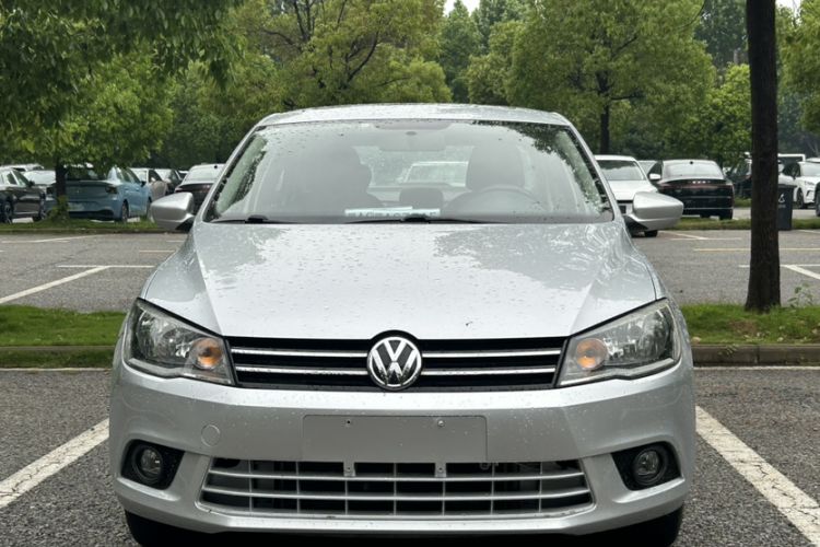 Used Volkswagen Jetta 2015 1.6L Automatic Comfort Model Exterior 5