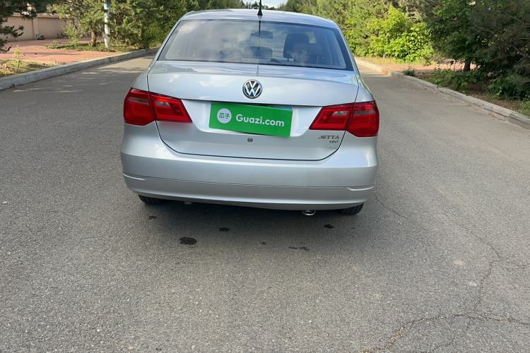 Used Volkswagen Jetta 2015 Value Edition 1.6L Manual Fashionable Style Exterior 5