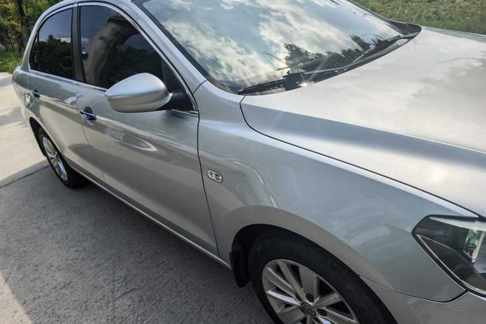 Used Volkswagen Jetta 2015 Zhuihui Edition 1.6L Manual Comfort Model Exterior 6