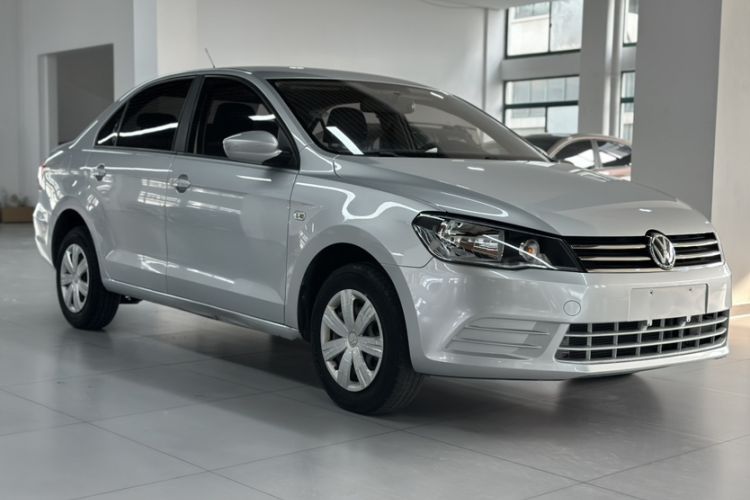 Used Volkswagen Jetta 2015 1.6L Automatic Fashion Model Exterior 7