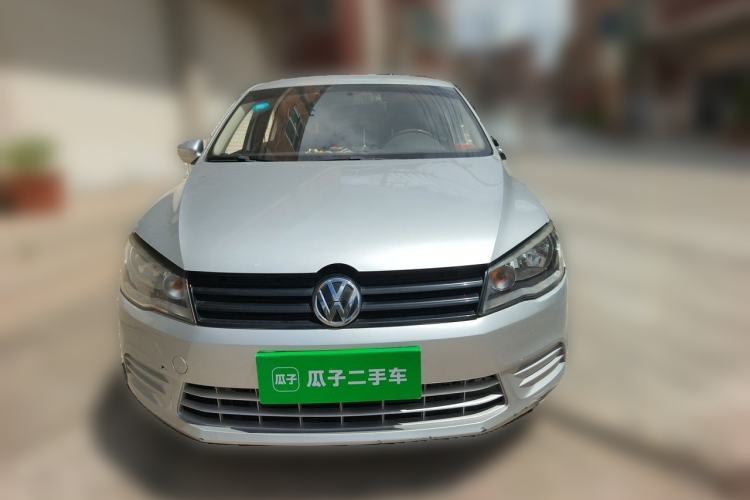Used Volkswagen Jetta 2015 Value Edition 1.6L Manual Fashionable Style Front