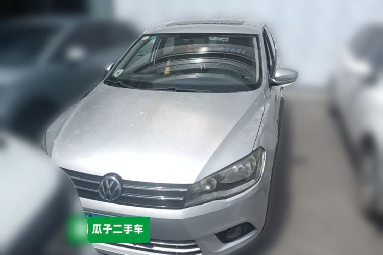Used Volkswagen Jetta 2015 1.6L Manual Comfort Model Front
