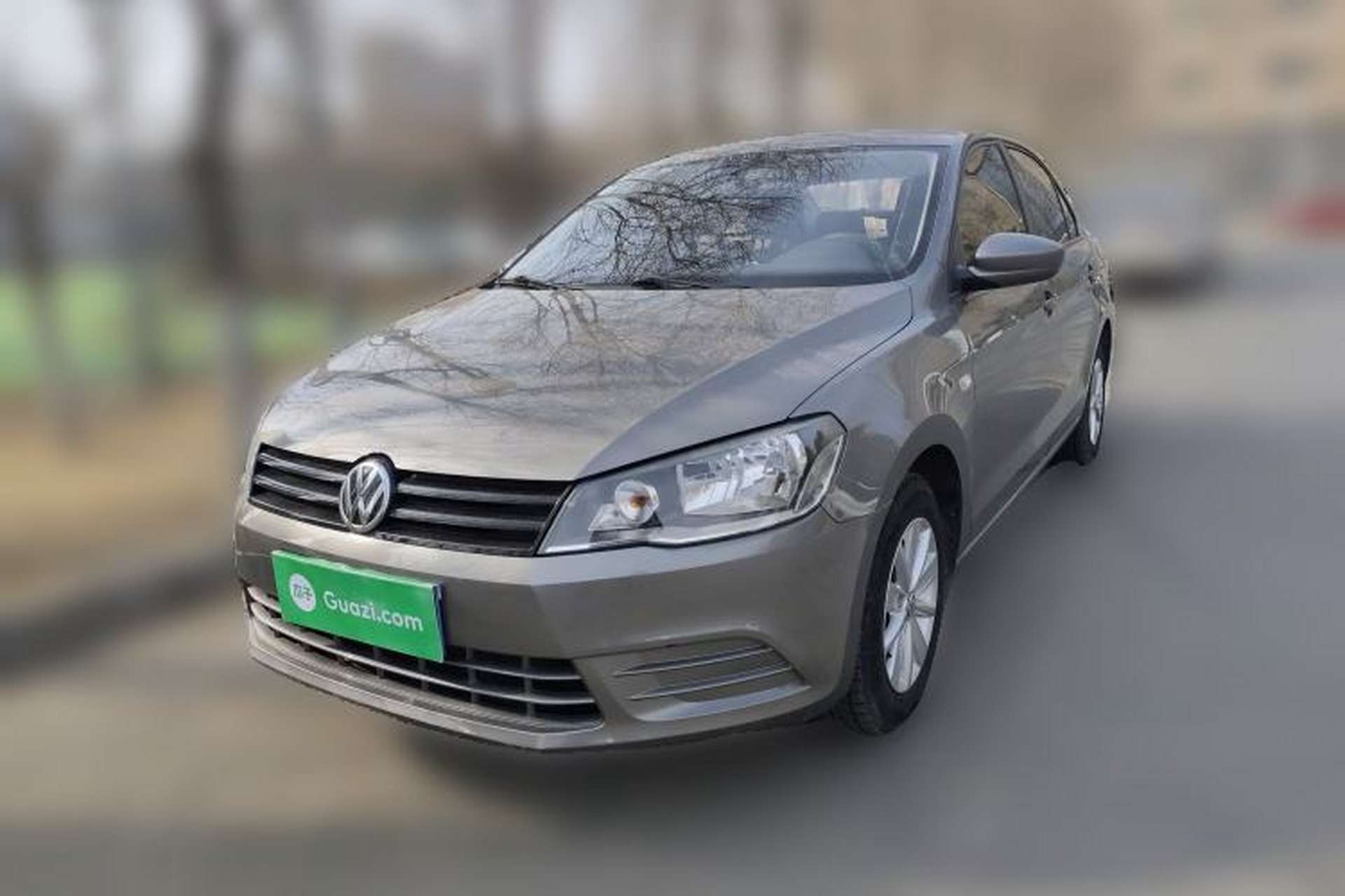 Used Volkswagen Jetta 2015 1.6L Manual Fashion Edition Front Left 45 Deg