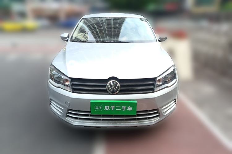 Used Volkswagen Jetta 2015 1.4L Manual Fashion Model Front