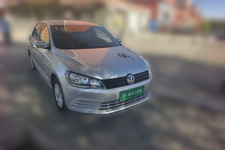 Used Volkswagen Jetta 2015 Zhuihui Edition 1.4L Manual Fashion Model Front Right 45 Deg