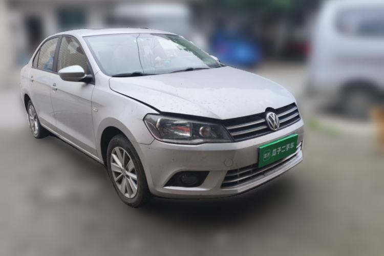 Used Volkswagen Jetta 2015 Zhuihui Edition 1.6L Manual Comfort Model Front Right 45 Deg