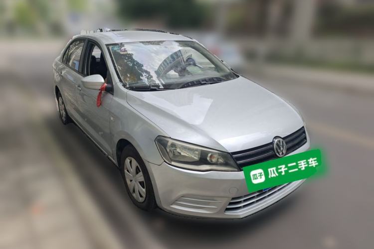 Used Volkswagen Jetta 2015 1.6L Automatic Fashion Model Front Right 45 Deg