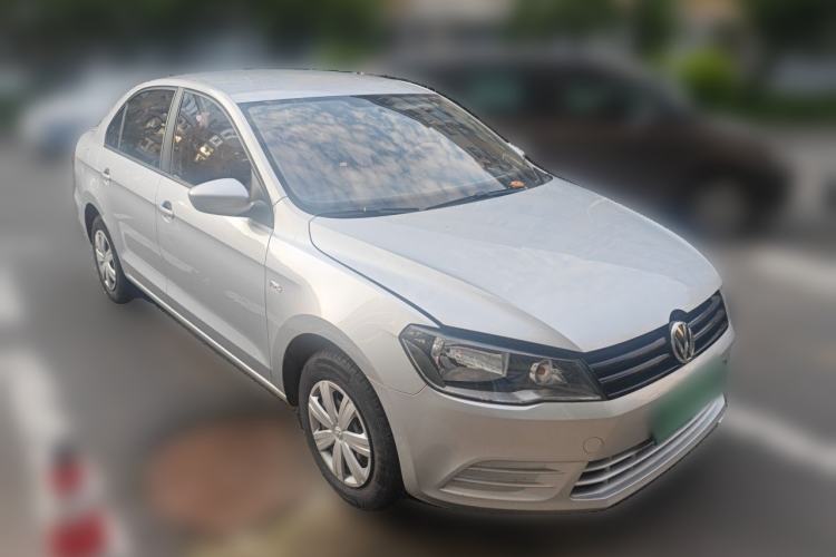 Used Volkswagen Jetta 2015 Value Edition 1.6L Automatic Fashion Version Front Right 45 Deg