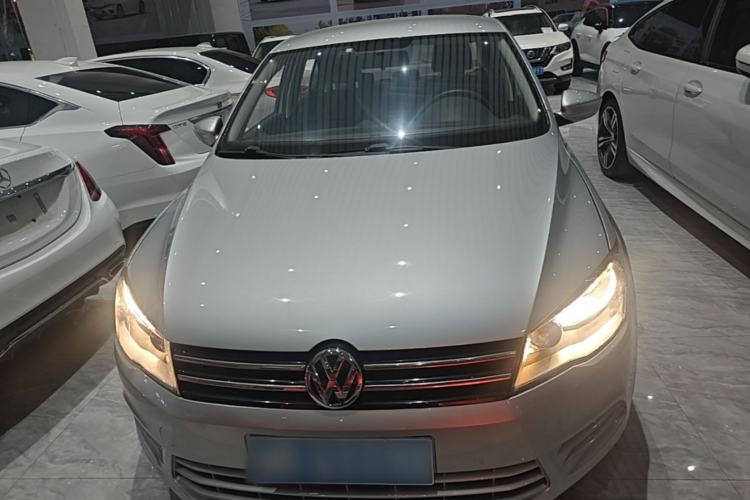 Used Volkswagen Jetta 2015 Value Edition 1.6L Automatic Fashion Version Front