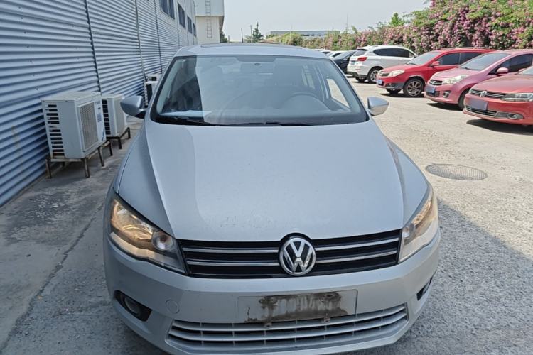 Used Volkswagen Jetta 2015 1.6L Manual Comfort Model Front
