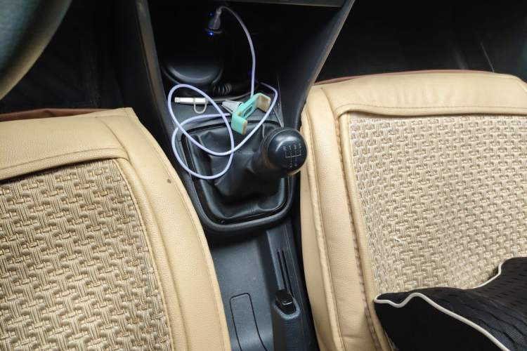 Used Volkswagen Jetta 2015 Value Edition 1.6L Manual Fashionable Style Gear Lever