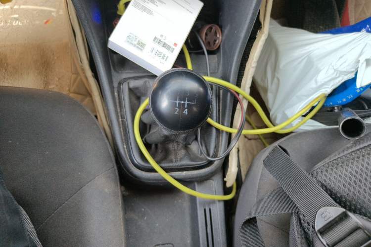 Used Volkswagen Jetta 2015 Zhuihui Edition 1.4L Manual Fashion Model Gear Lever