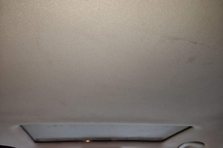 Used Volkswagen Jetta 2015 1.6L Manual Comfort Model Headliner