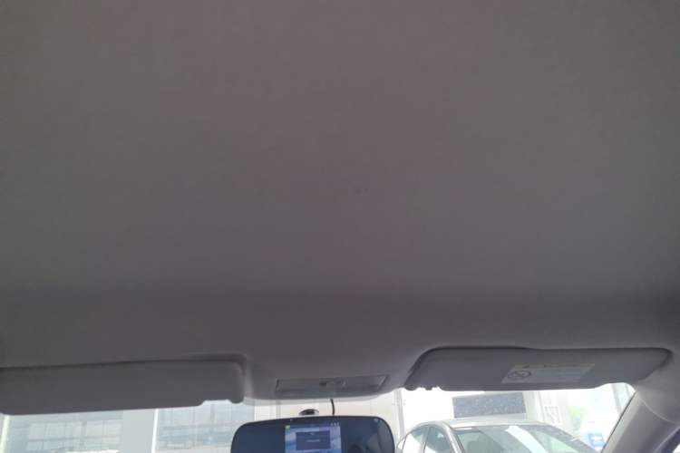 Used Volkswagen Jetta 2015 1.6L Automatic Fashion Model Headliner